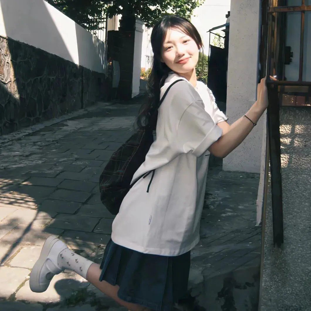 学校的墙不见了